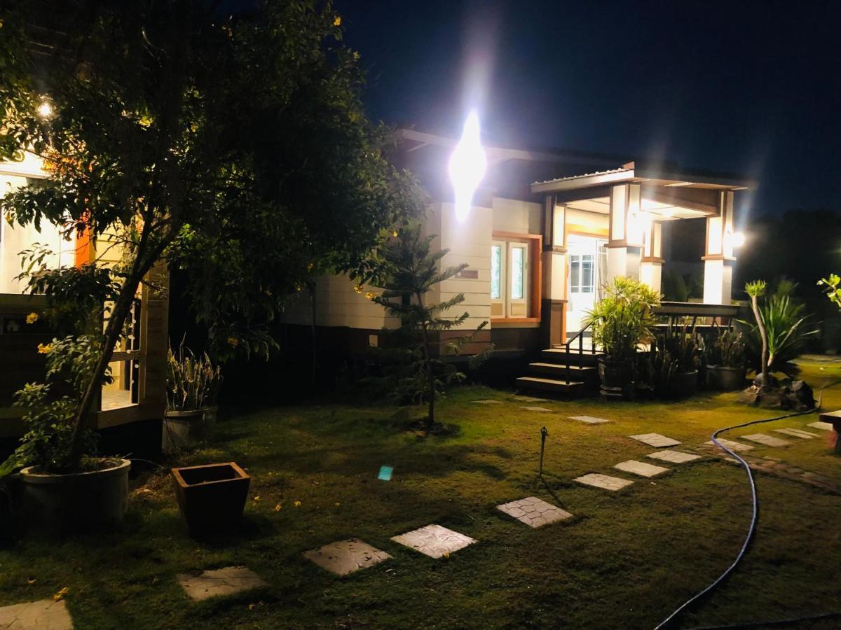 มุกดาสวรรค์ รีสอร์ท - Mukda Sawan Resort Mukdahan Eksteriør bilde