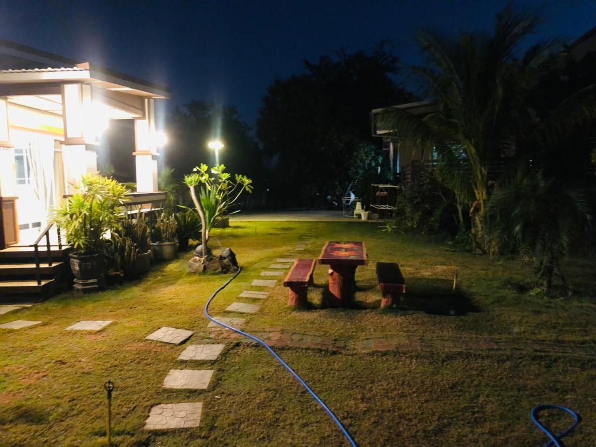 มุกดาสวรรค์ รีสอร์ท - Mukda Sawan Resort Mukdahan Eksteriør bilde